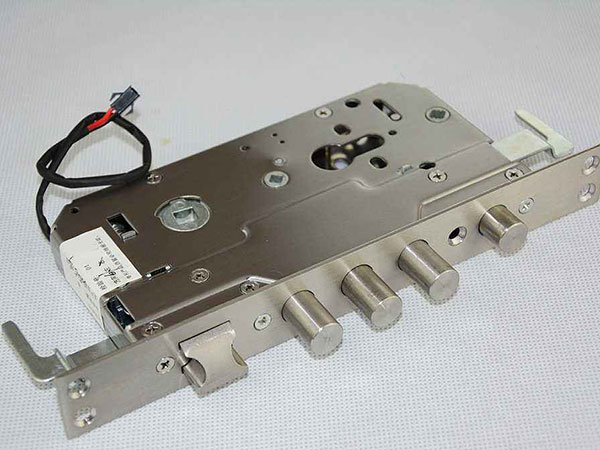 乌当24小时上门开锁公司