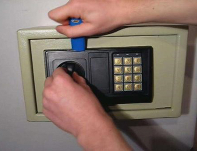 乌当24小时上门开锁公司