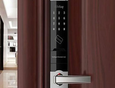 乌当24小时上门开锁公司